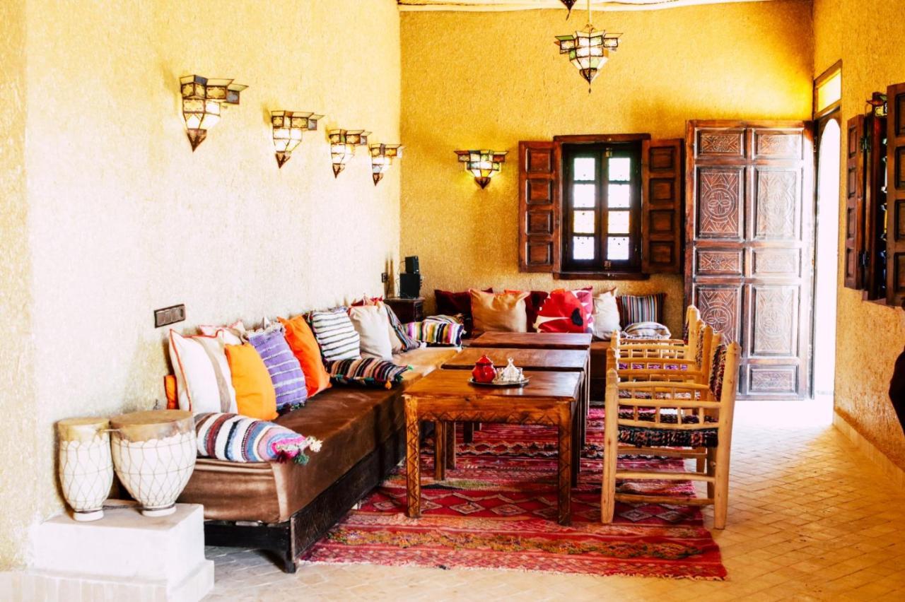 Riad Caravasar Merzouga Exterior photo