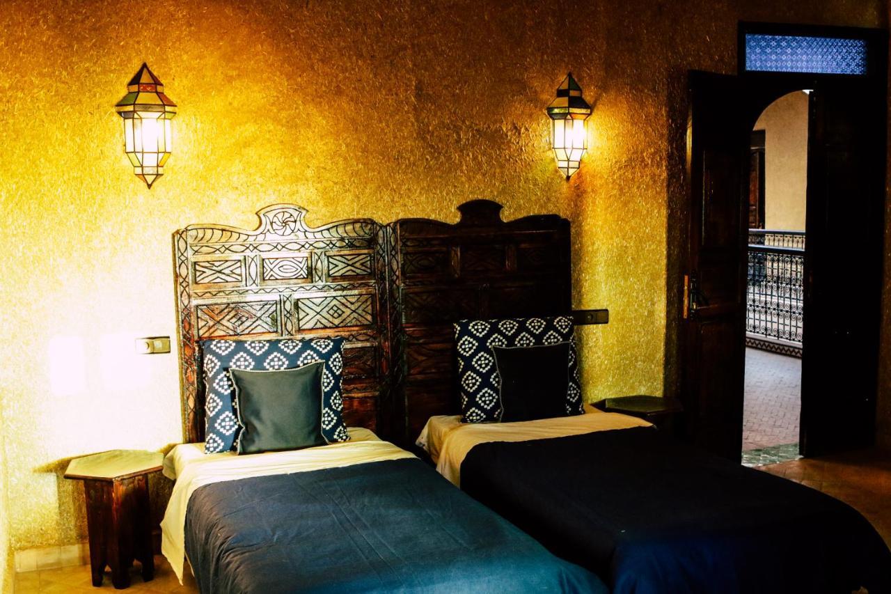 Riad Caravasar Merzouga Exterior photo