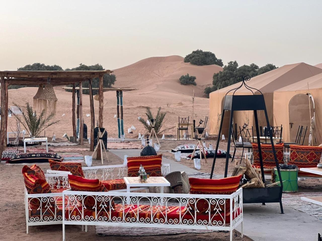 Riad Caravasar Merzouga Exterior photo